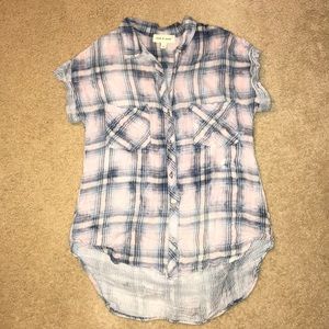 Cloth & Stone plaid button down tee